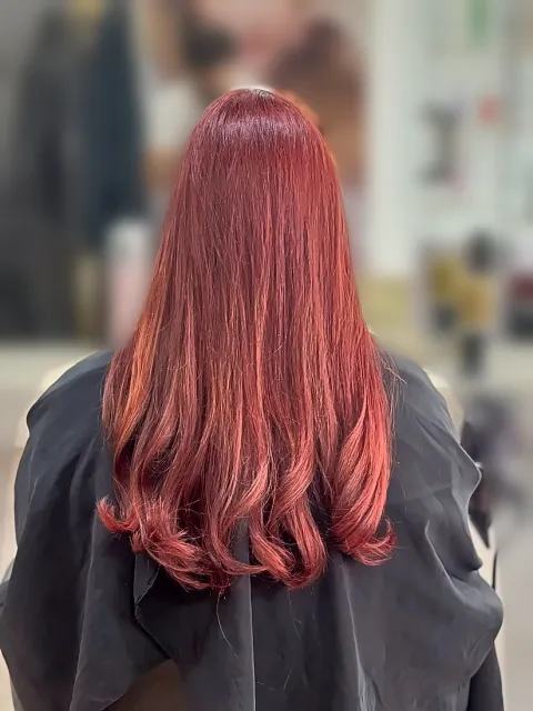 Rode haarkleuring, lang haar